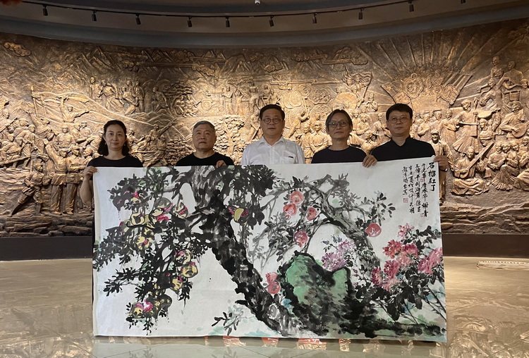 9.慰问笔会现场.jpg